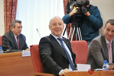 На первом заседании Думы Ярославской области был аншлаг. Фоторепортаж
