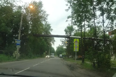 На дорогах Ярославля сооружают «лежачих полицейских»