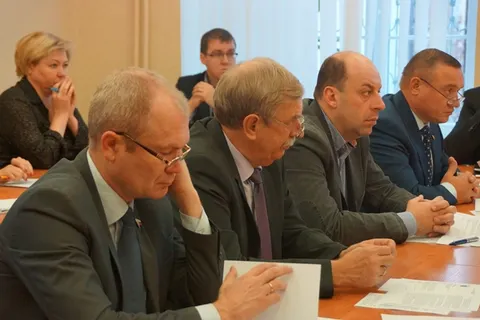 Депутаты Ярославской областной думы обсуждали изменения в закон о дорожном фонде области