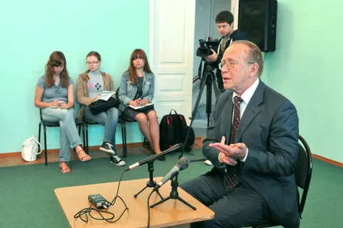 В Ярославле Юрий Вяземский признался, что его хотели отчислить из МГИМО