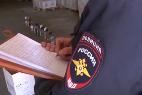 В Рыбинске полицейские изъяли более 2700 бутылок контрафактного алкоголя