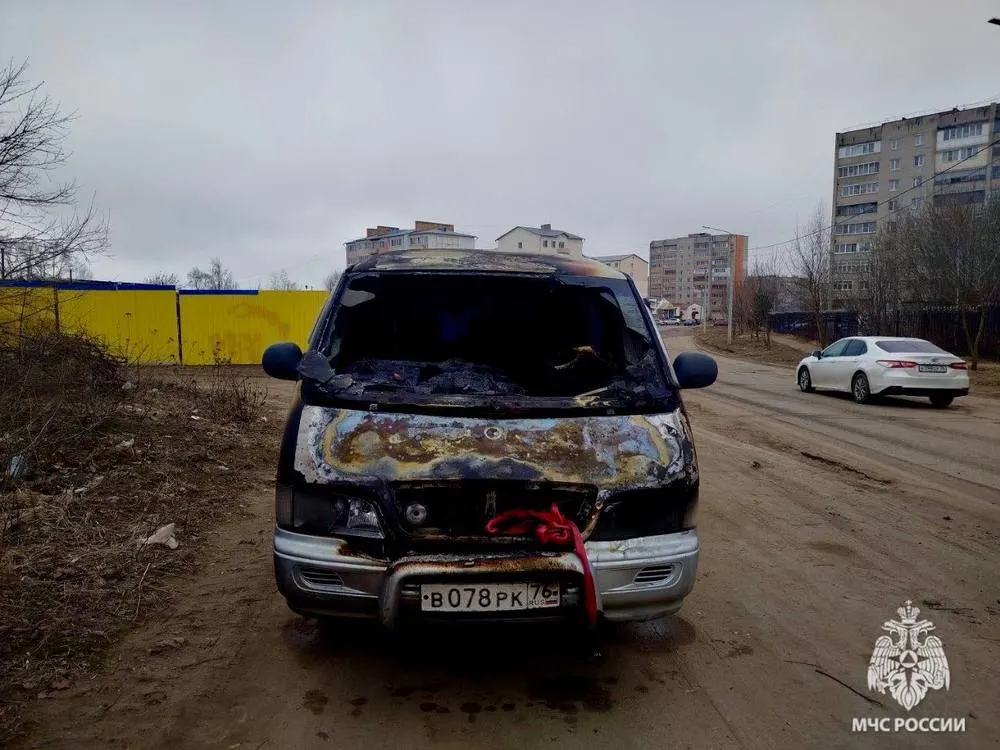В Переславле ночью сгорел автофургон
