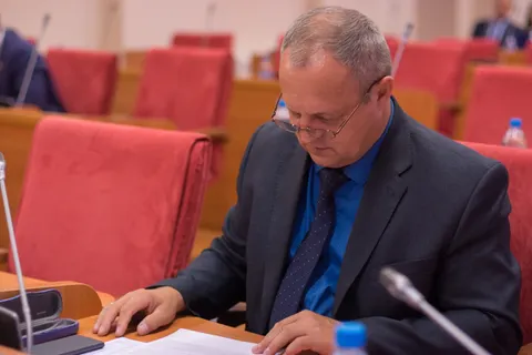 Эльхан Мардалиев: «Внесение бюджета в Думу опаздывает на месяц»