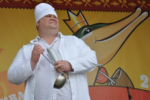 «Кулинарный батальон» Ярославского правительства сварил венгерскую уху