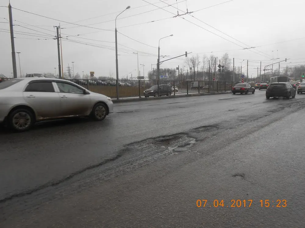 Прокуратура потребовала отремонтировать Тутаевское шоссе в Ярославле