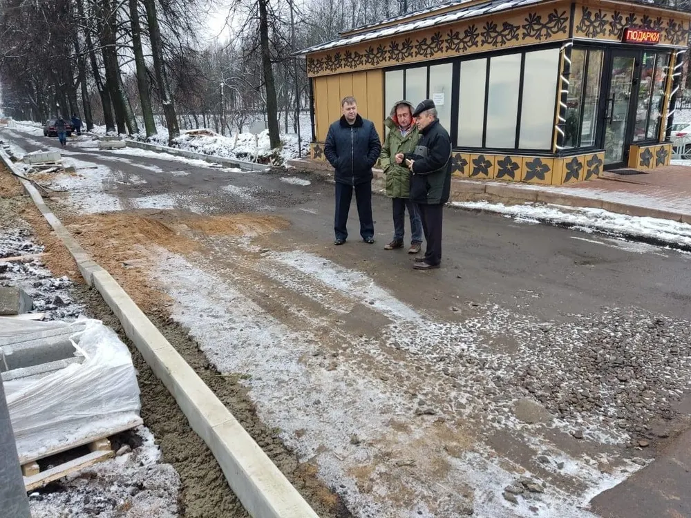 В Ярославле на Красном съезде установят светящиеся бордюры