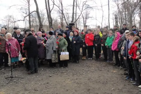 В Ярославле открылся мемориал «Вечная память жителям блокадного Ленинграда»