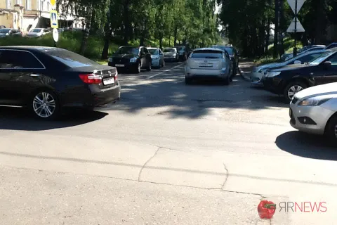 Игра в поддавки или отказ мэрии Ярославля от платных стоянок
