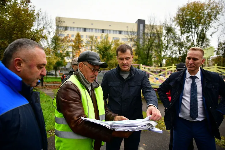 В Ярославле парк «Юбилейный» благоустроен на 30%, Тверицкая набережная – на 45%