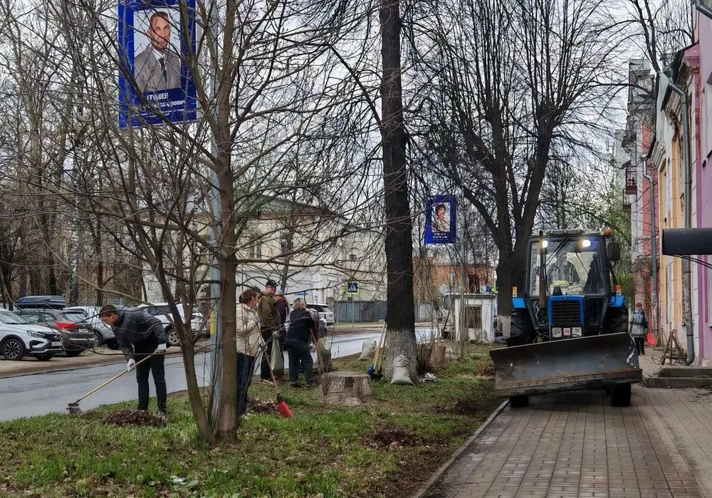 Ярославские энергетики провели день весеннего благоустройства