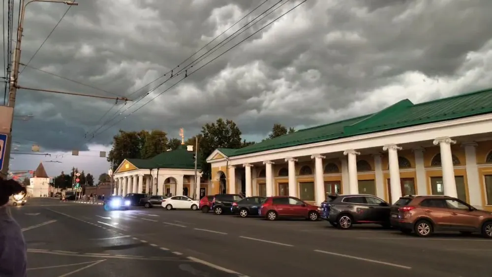 Ярославские синоптики предупредили о сильном ливне с грозой