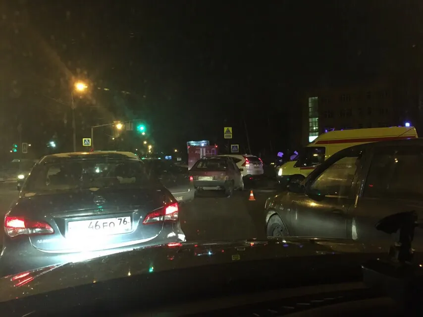 Тройное ДТП в центре Ярославля: есть пострадавшие