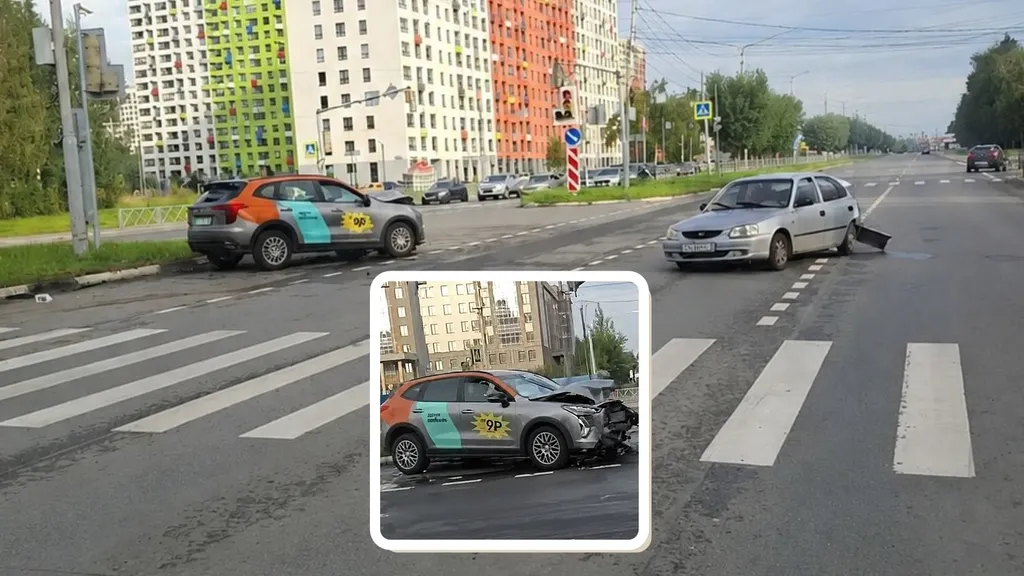 В Ярославле в ДТП попал каршеринговый автомобиль