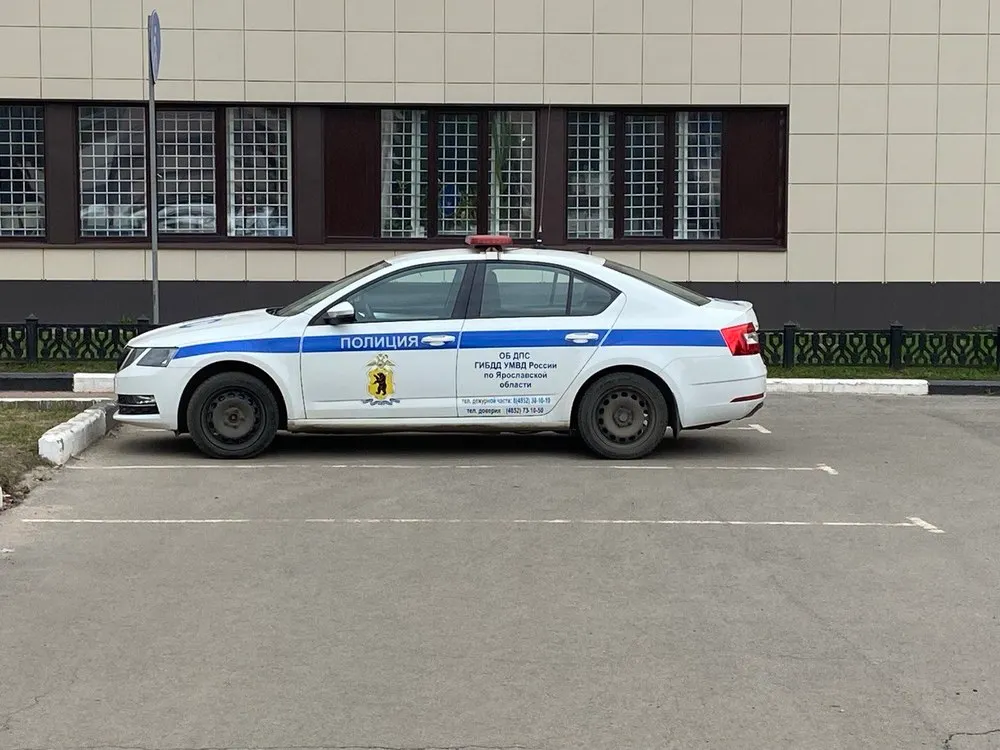 В Ярославле подросток угнал машину у пенсионера