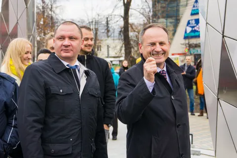 В Ярославле открыт памятник комсомолу 