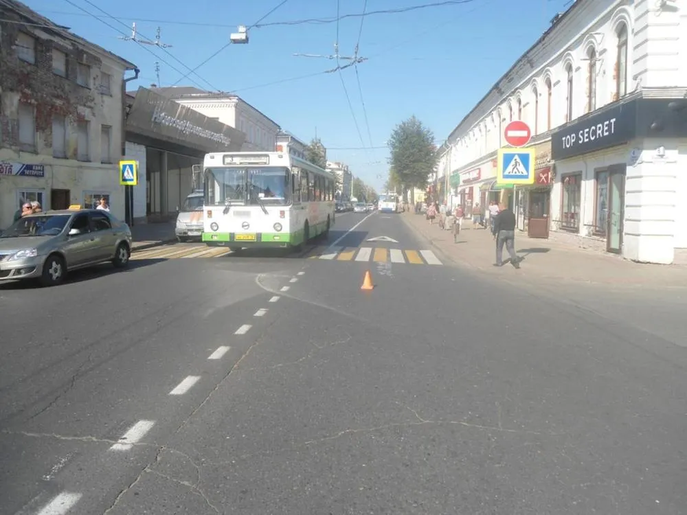 В Рыбинске мальчик получил перелом во время торможения троллейбуса