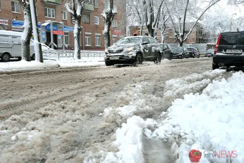 Ярославль утонул в снегу. Фоторепортаж