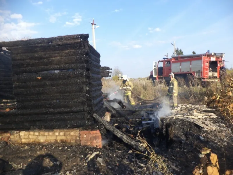 В Угличском районе в своем доме погибли отец и сын