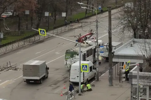 В Ярославле исчезает светодиодная плитка