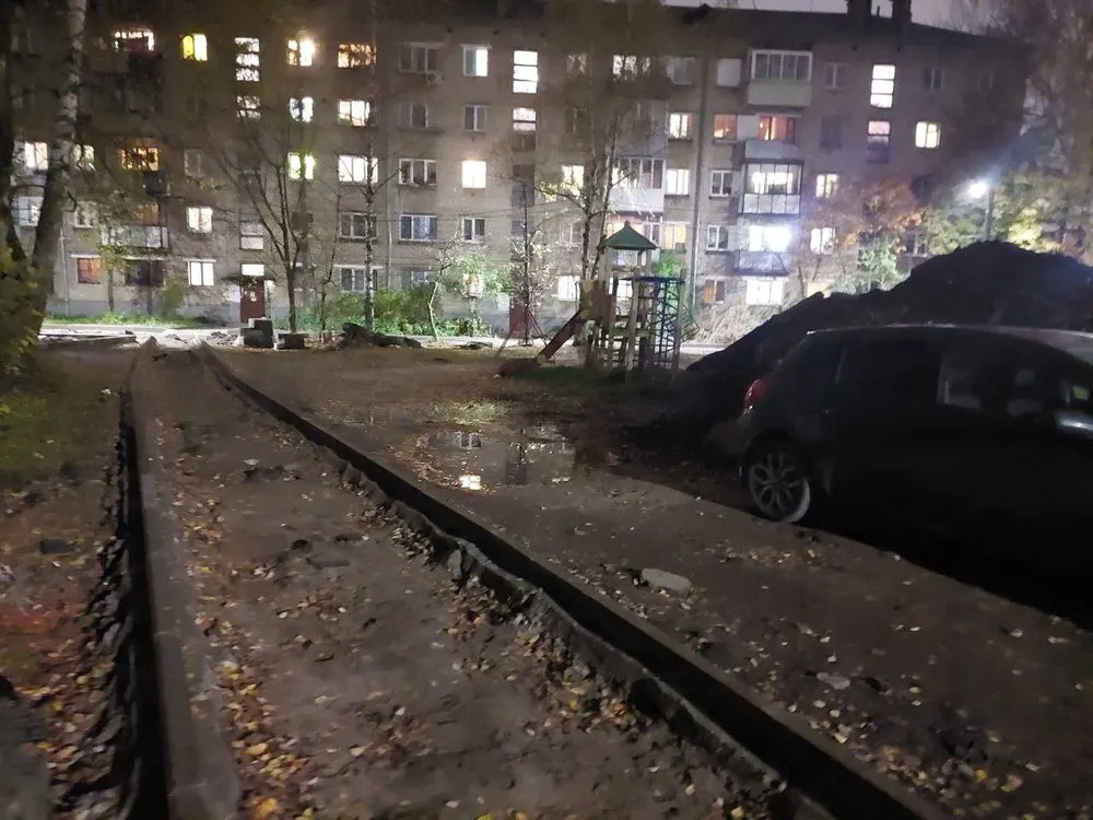 В Ярославле обещают доделать проблемный двор до конца месяца