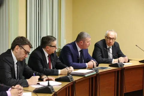 Губернатор Ярославской области дал поручения по итогам послания Президента РФ федеральному собранию