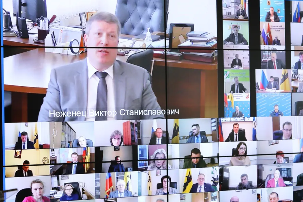 Область продолжит помогать Ярославлю снегоуборочной техникой