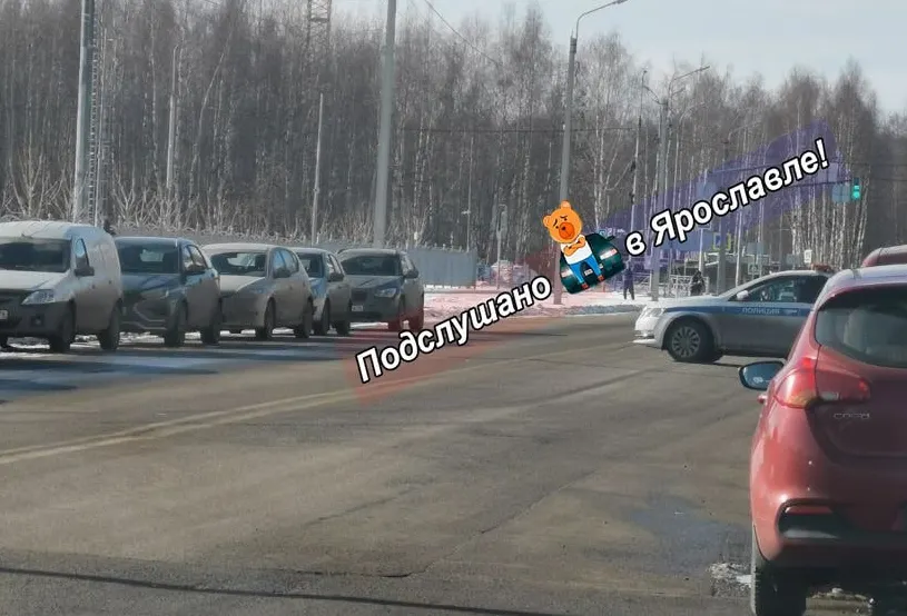 Ярославцев напугало перекрытие оживленного перекрестка