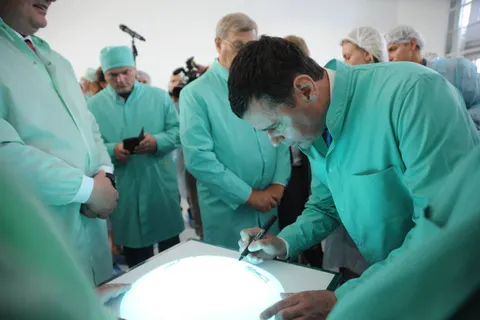 Ярославский губернатор отмечает 50-летний юбилей