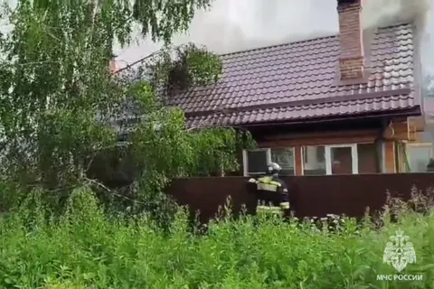 Начальник части МЧС в Переславле первым заметил пожар