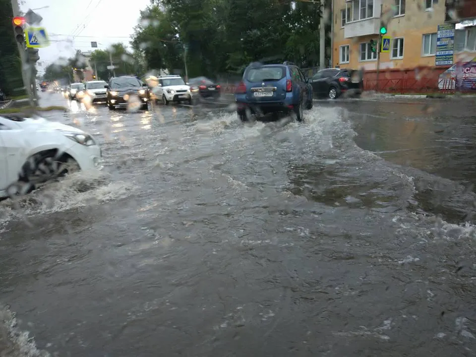 Ярославль снова тонет