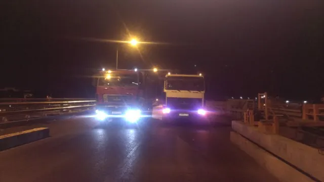На Октябрьском мосту в Ярославле в ночь с 20 на 21 августа поведены первые испытания