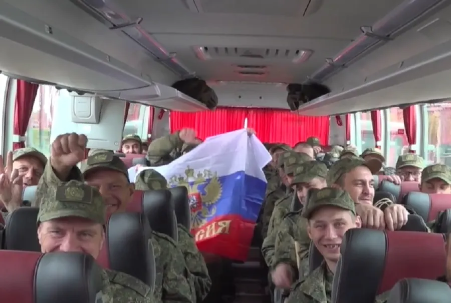 Семеро ярославских бойцов вернулись из украинского плена