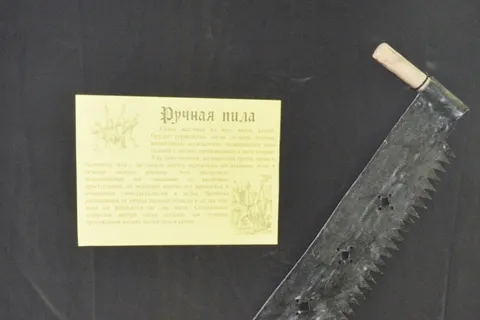 Жители Ярославля увидели орудия пыток. Фоторепортаж