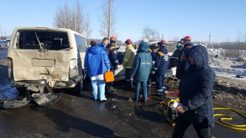 На окружной дороге в Ярославле столкнулись шесть машин