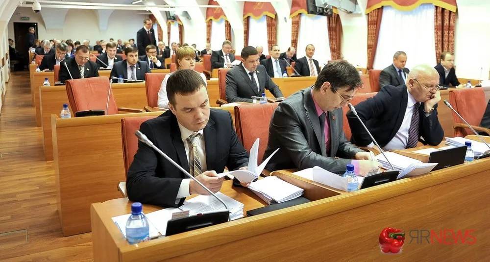 Депутаты проголосовали против переноса заседания Думы на пятницу
