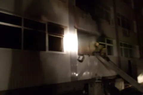 В Ярославле ночью загорелось офисное здание
