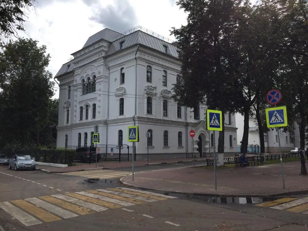 Ярославский депутат опроверг наличие бассейна в своем подвале