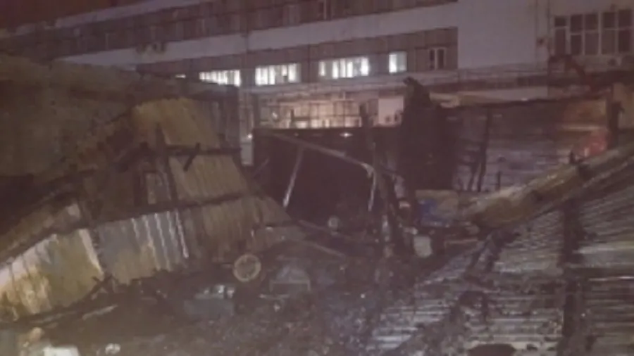 В Ярославле загорелась территория жилого комплекса «Династия»