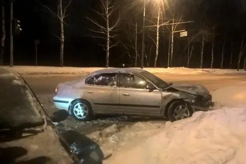 В ДТП у ТЦ «Тандем» в Ярославле пострадали люди