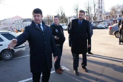 В центре Ярославля открываются две платные парковки