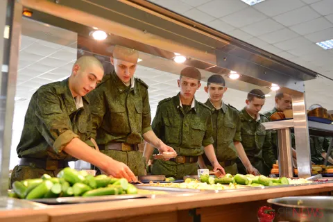 В Ярославле отмечают День железнодорожных войск. Фоторепортаж