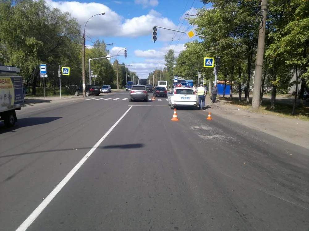 В Ярославле ГАЗ сбил женщину
