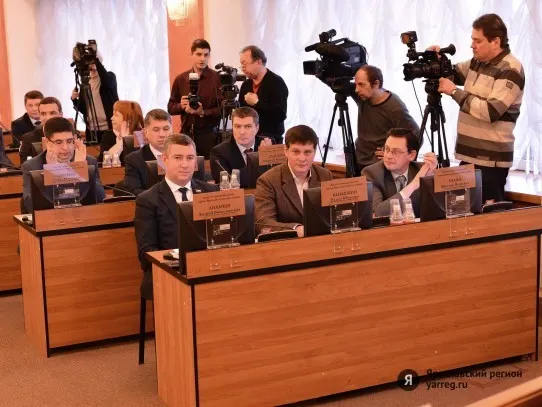 Депутаты муниципалитета Ярославля претендуют на директорские кресла в МУПах и ОАО