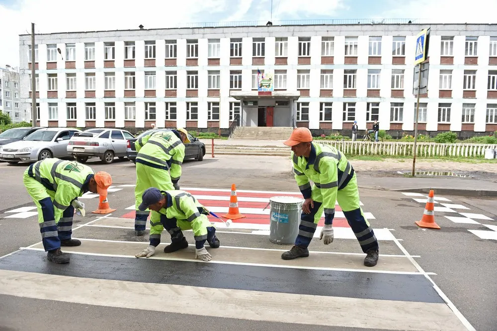На улицах Ярославля появилась яркая креативная дорожная разметка