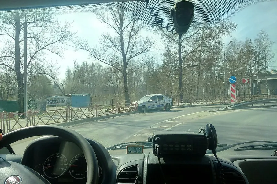 В центре Ярославля такси попало в ДТП