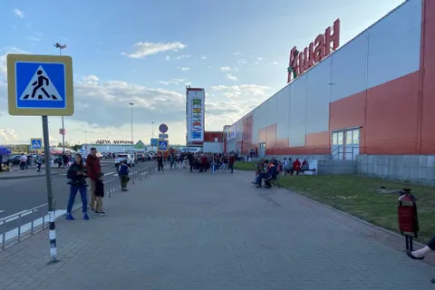 В Ярославле после пожара открыли только часть «Вернисажа»