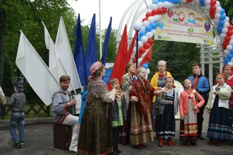 Ярославцы вышли на «Русские потехи»