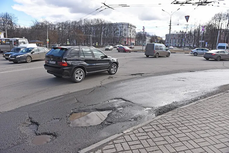 В Ярославле начинается ремонт Красной площади и улицы Ушинского