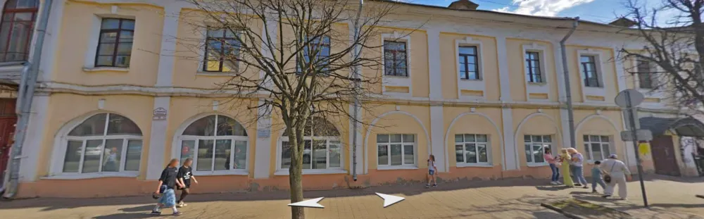 Рядом с мэрией в Ярославле продадут лавки старого гостиного двора