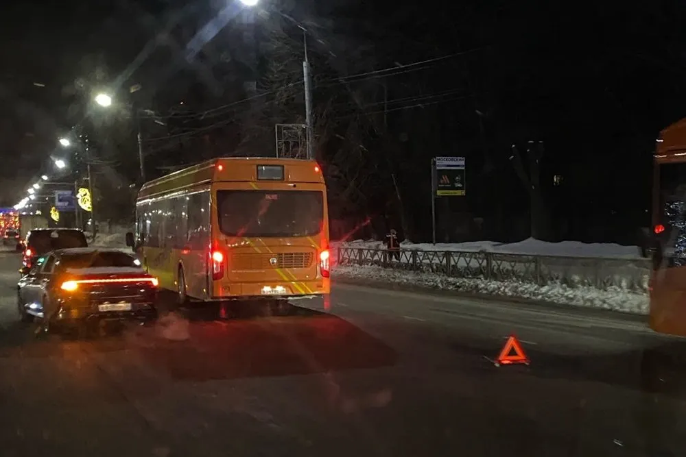 В Ярославле произошло первое ДТП с участием электробуса